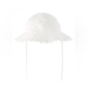 Chloé Baby White Scalloped Bucket Hat